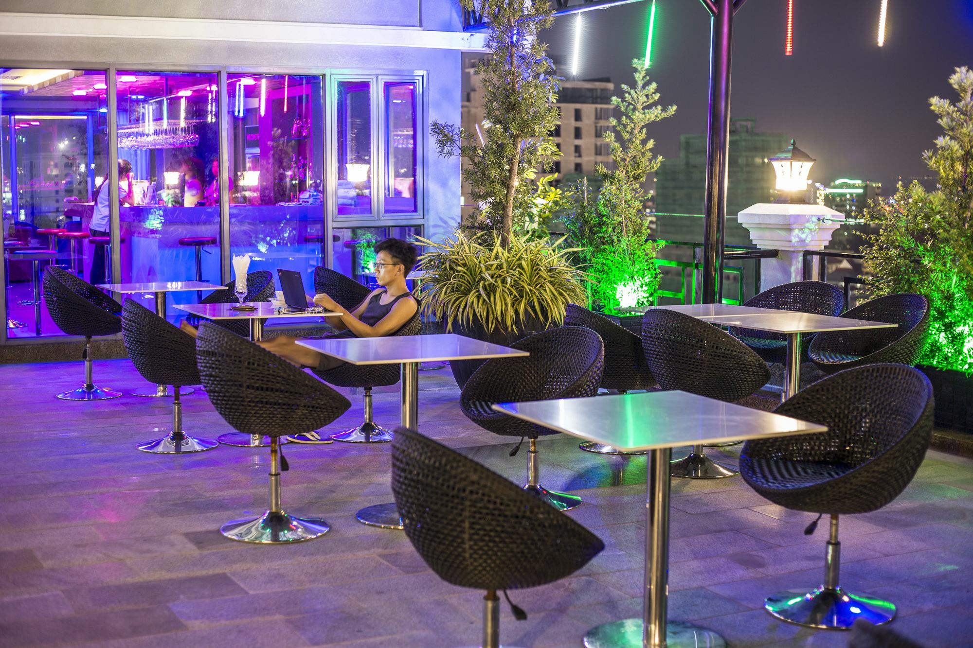 Kravan Hotel Phnom Penh Dış mekan fotoğraf