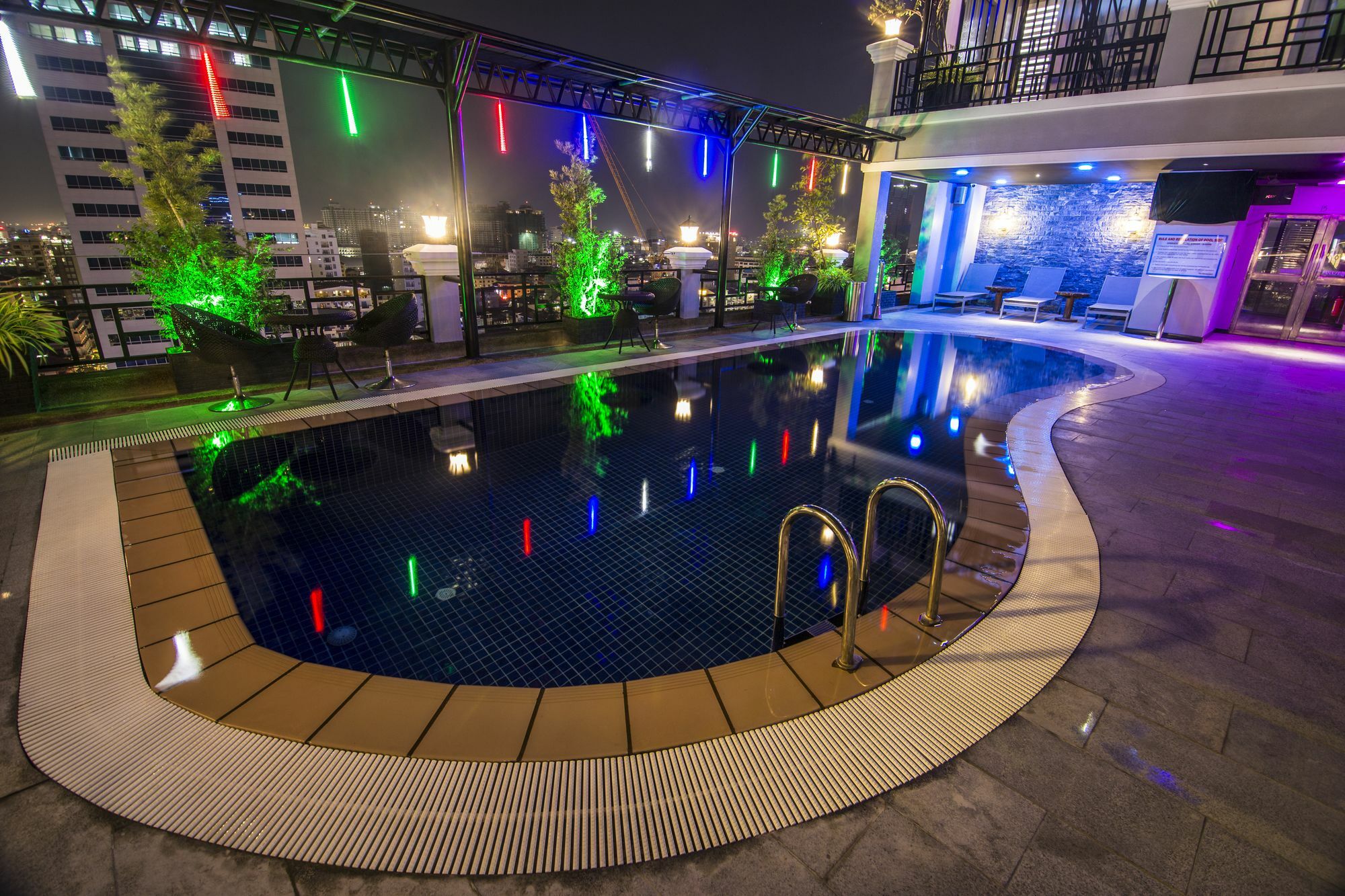 Kravan Hotel Phnom Penh Dış mekan fotoğraf